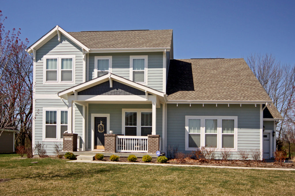01Front Exterior