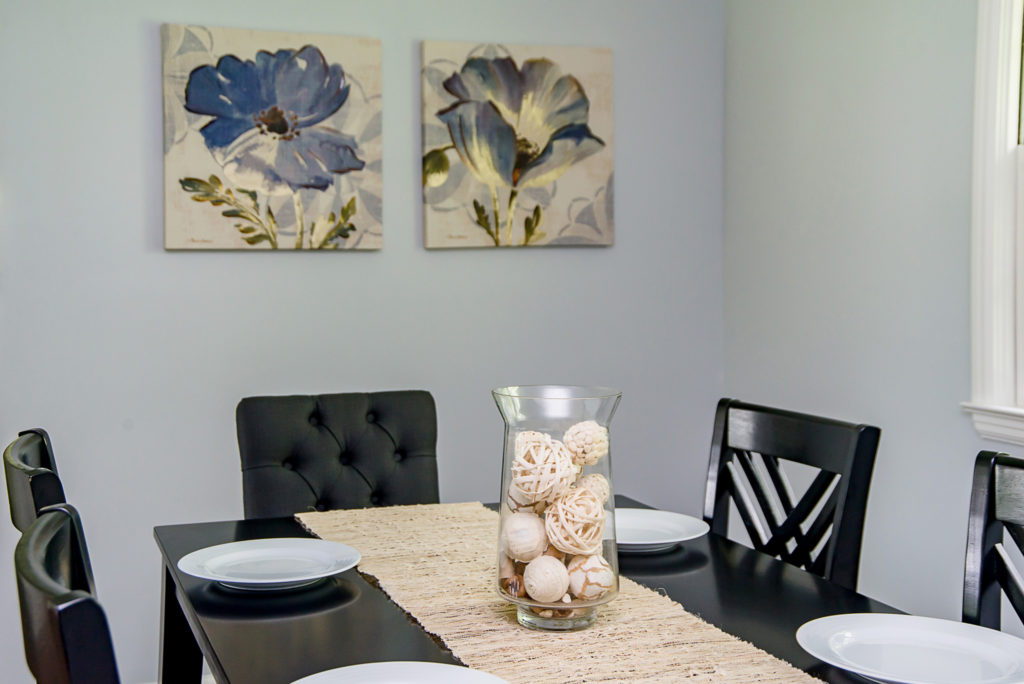 02_Dining Room