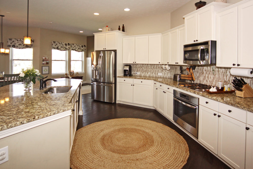 06Kitchen