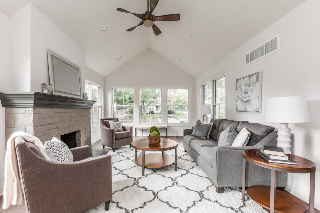 View More: https://thehomeaesthetic.pass.us/5425-n-delaware