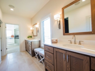 update master bathroom 1