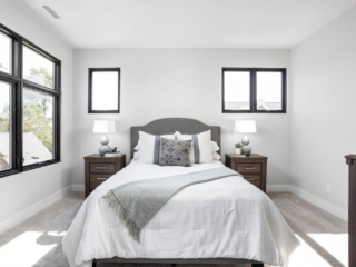 6-web-or-mls-715 E 16th St-26