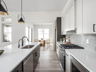 3-web-or-mls-17358DitchRd-4